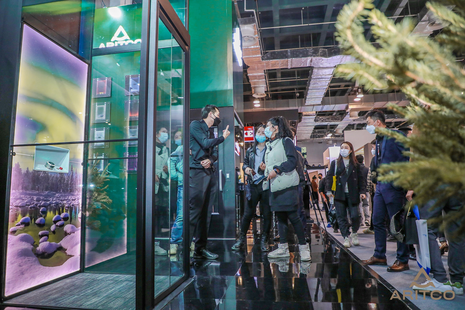 瑞特科家用電梯展位現(xiàn)場(chǎng).jpg 瑞特科家用電梯展位現(xiàn)場(chǎng).jpg